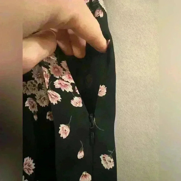 Women’s Long Black Outfit Petite Dress - Picture 3 of 8